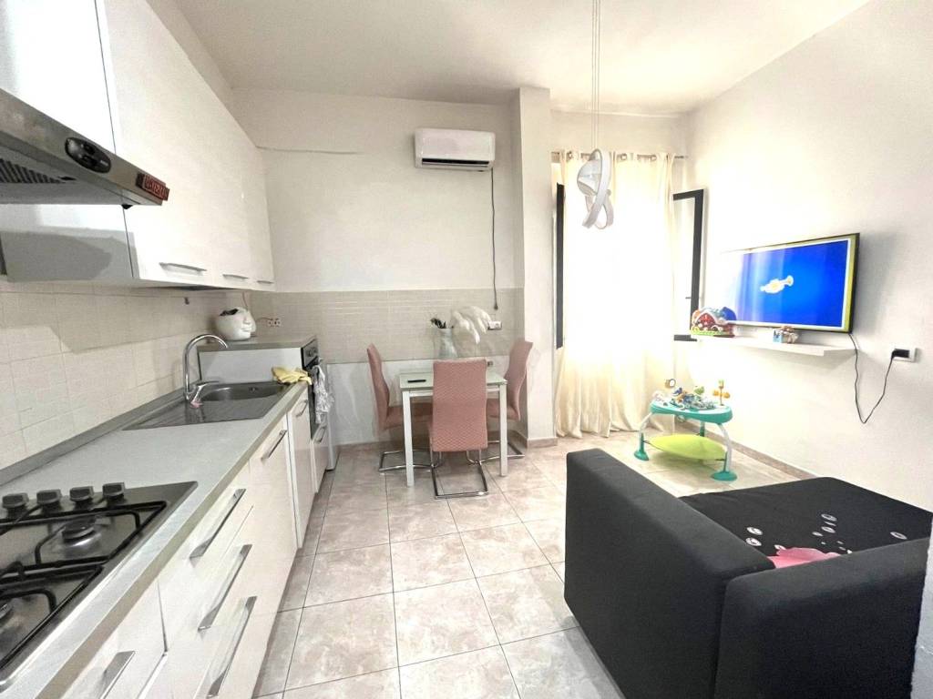 appartamento in vendita a Napoli in zona Poggioreale
