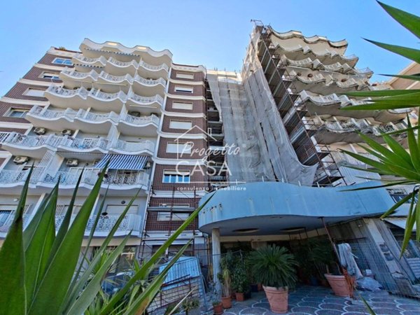appartamento in vendita a Napoli in zona Fuorigrotta