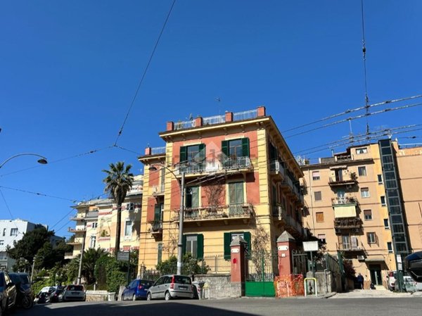 appartamento in vendita a Napoli in zona Capodimonte / Colli Aminei