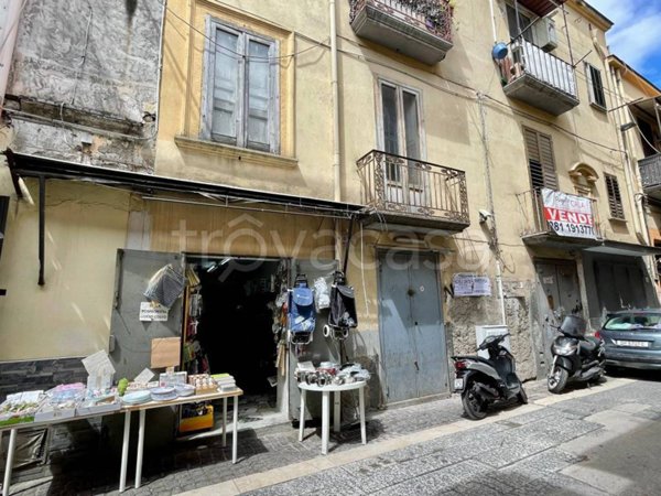 appartamento in vendita a Napoli in zona Barra