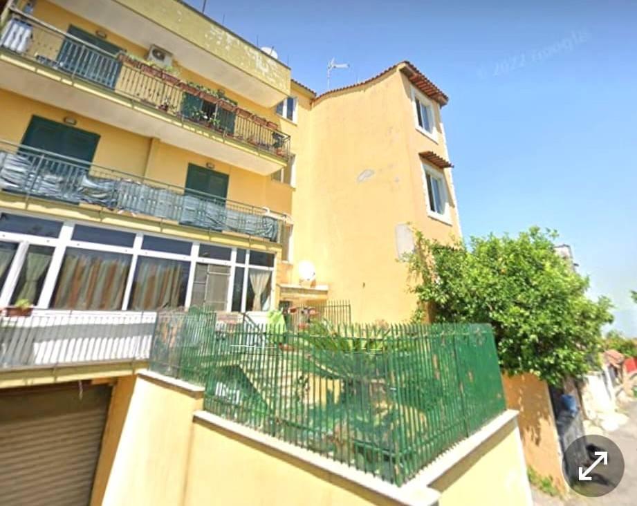 appartamento in vendita a Napoli in zona Chiaiano