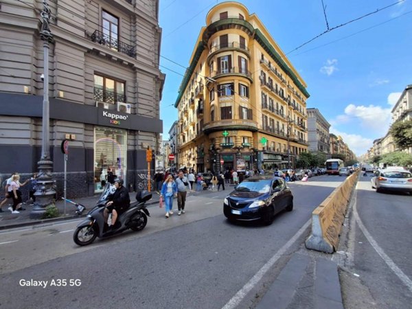appartamento in vendita a Napoli in zona Pendino / San Giuseppe