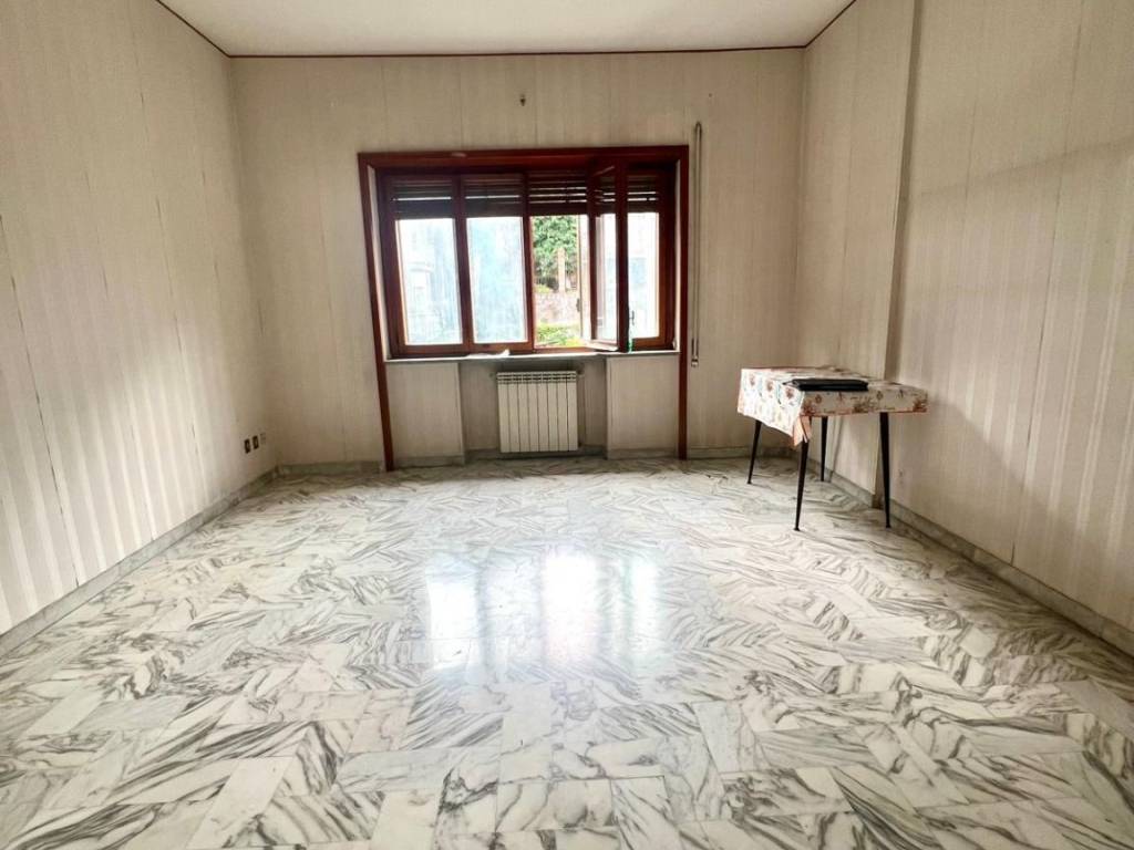 appartamento in vendita a Napoli in zona Arenella