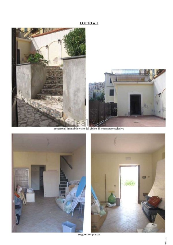 appartamento in vendita a Napoli in zona Vomero