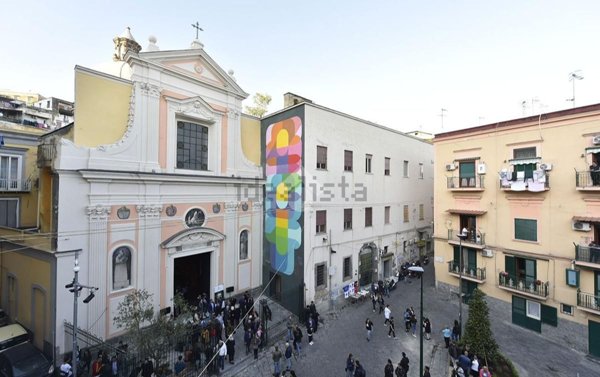 appartamento in vendita a Napoli in zona Stella