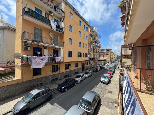appartamento in vendita a Napoli in zona Bagnoli
