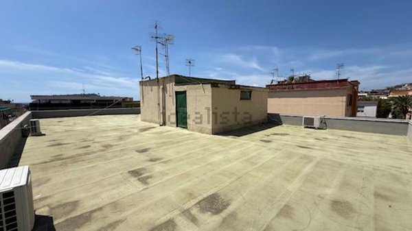 appartamento in vendita a Napoli in zona Bagnoli