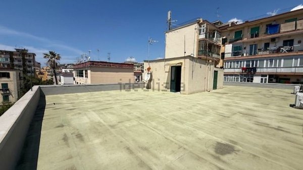 appartamento in vendita a Napoli in zona Bagnoli