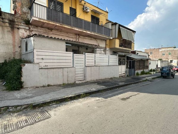 appartamento in vendita a Napoli in zona Marianella