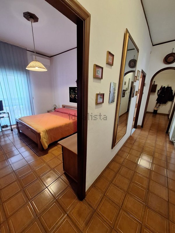 appartamento in vendita a Napoli in zona Fuorigrotta