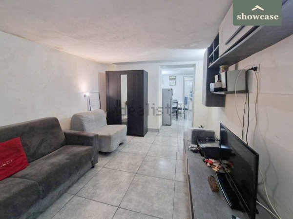 appartamento in vendita a Napoli in zona Stella