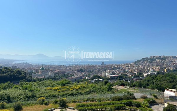 appartamento in vendita a Napoli in zona Capodimonte / Colli Aminei