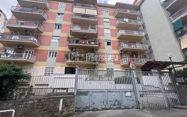 appartamento in vendita a Napoli in zona Capodimonte / Colli Aminei