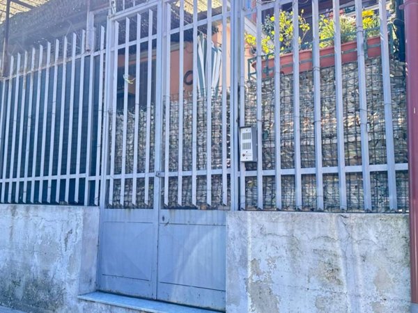 appartamento in vendita a Napoli in zona Ponticelli