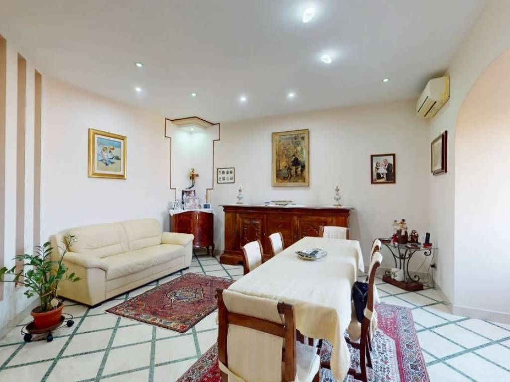 appartamento in vendita a Napoli in zona Capodimonte / Colli Aminei