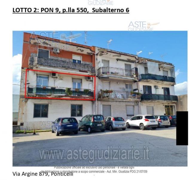 appartamento in vendita a Napoli in zona Barra