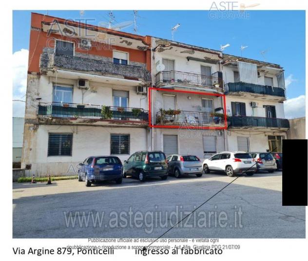appartamento in vendita a Napoli in zona Barra