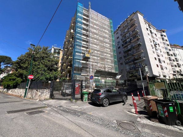 appartamento in vendita a Napoli in zona Arenella