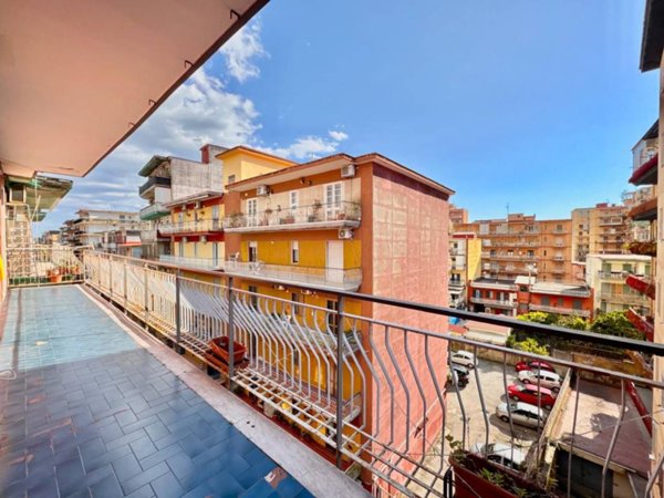 appartamento in vendita a Napoli in zona Pianura