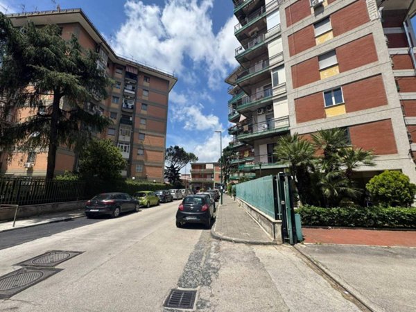 appartamento in vendita a Napoli in zona Ponticelli