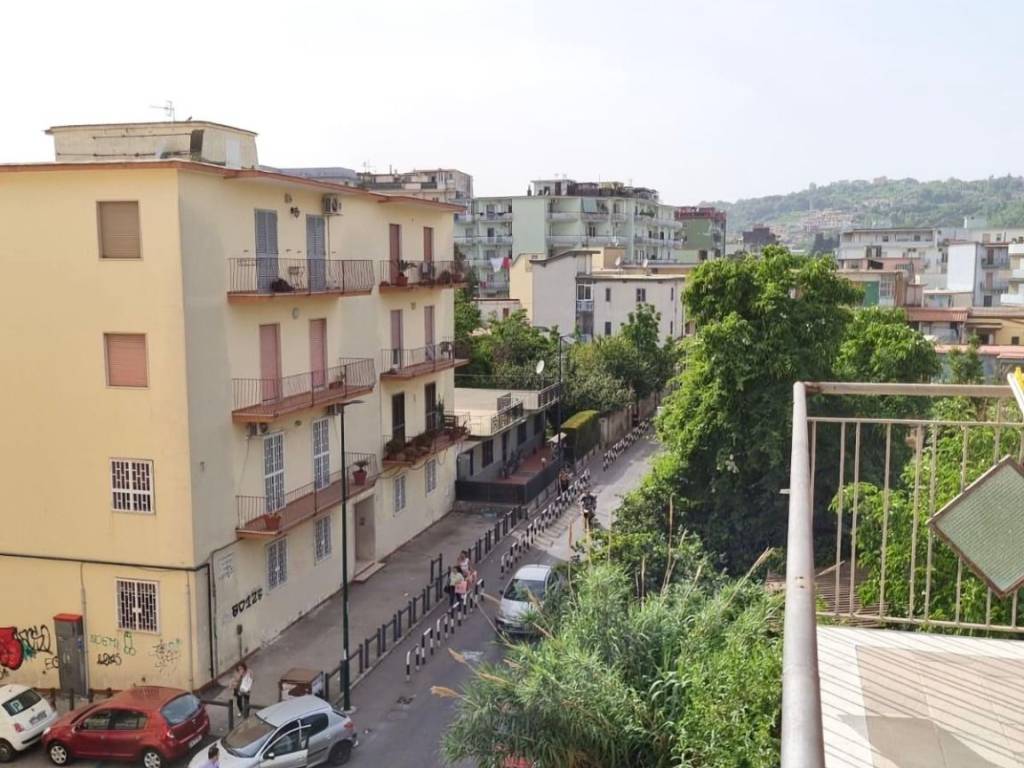 appartamento in vendita a Napoli in zona Pianura
