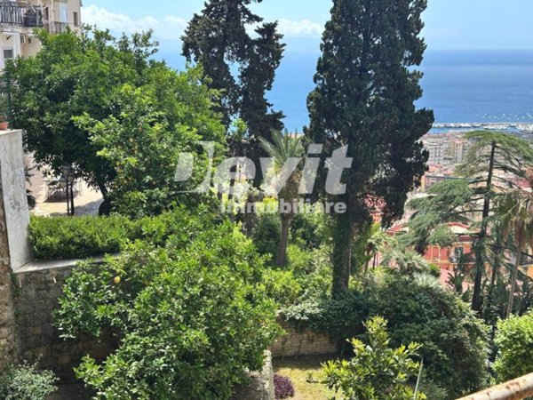 appartamento in vendita a Napoli in zona Vomero
