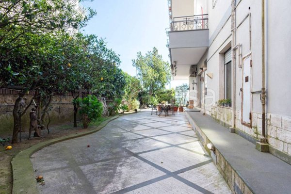 appartamento in vendita a Napoli in zona Posillipo