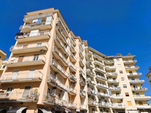 appartamento in vendita a Napoli in zona Bagnoli
