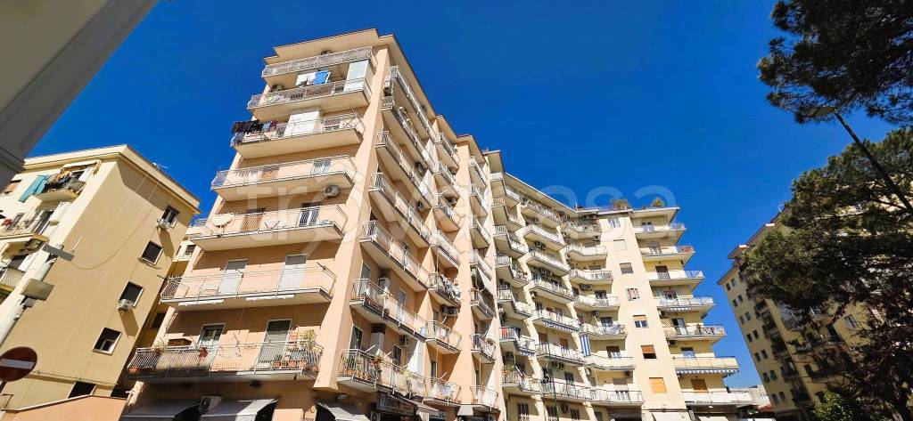 appartamento in vendita a Napoli in zona Bagnoli