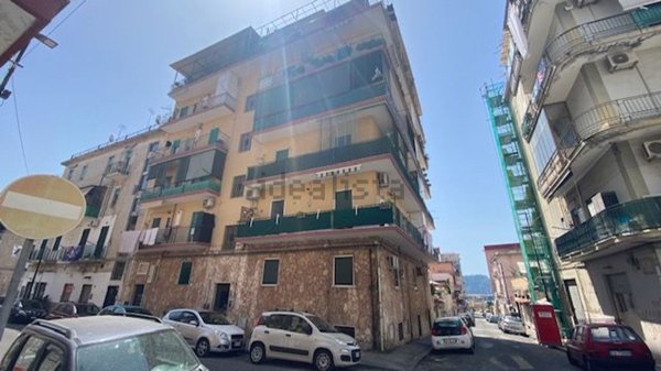 appartamento in vendita a Napoli in zona Bagnoli