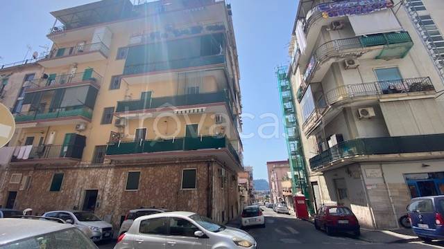 appartamento in vendita a Napoli in zona Bagnoli