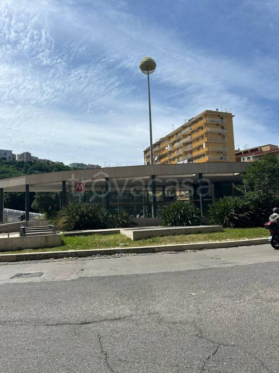 appartamento in vendita a Napoli in zona Fuorigrotta