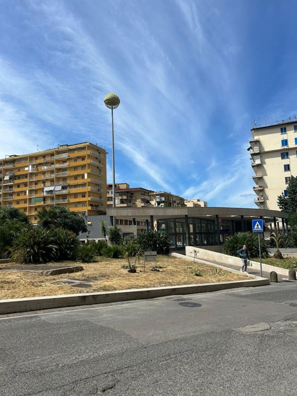 appartamento in vendita a Napoli in zona Fuorigrotta