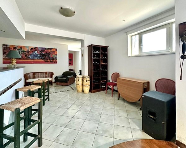 appartamento in vendita a Napoli in zona Bagnoli