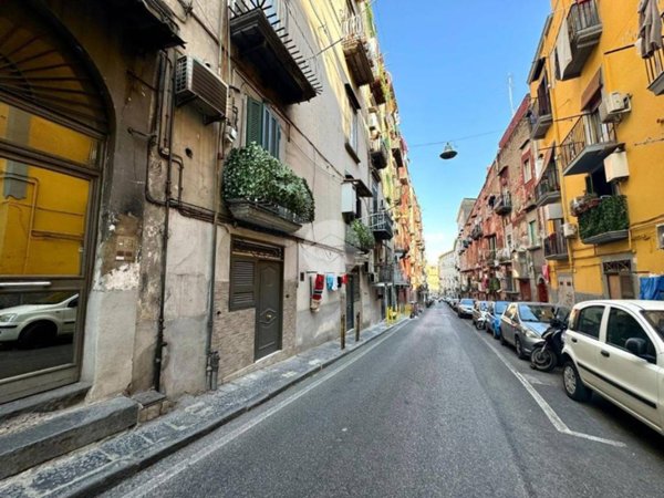 appartamento in vendita a Napoli