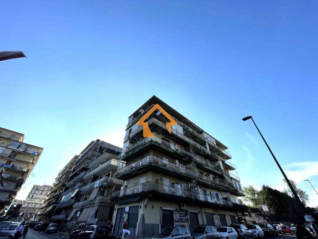 appartamento in vendita a Napoli in zona Pianura