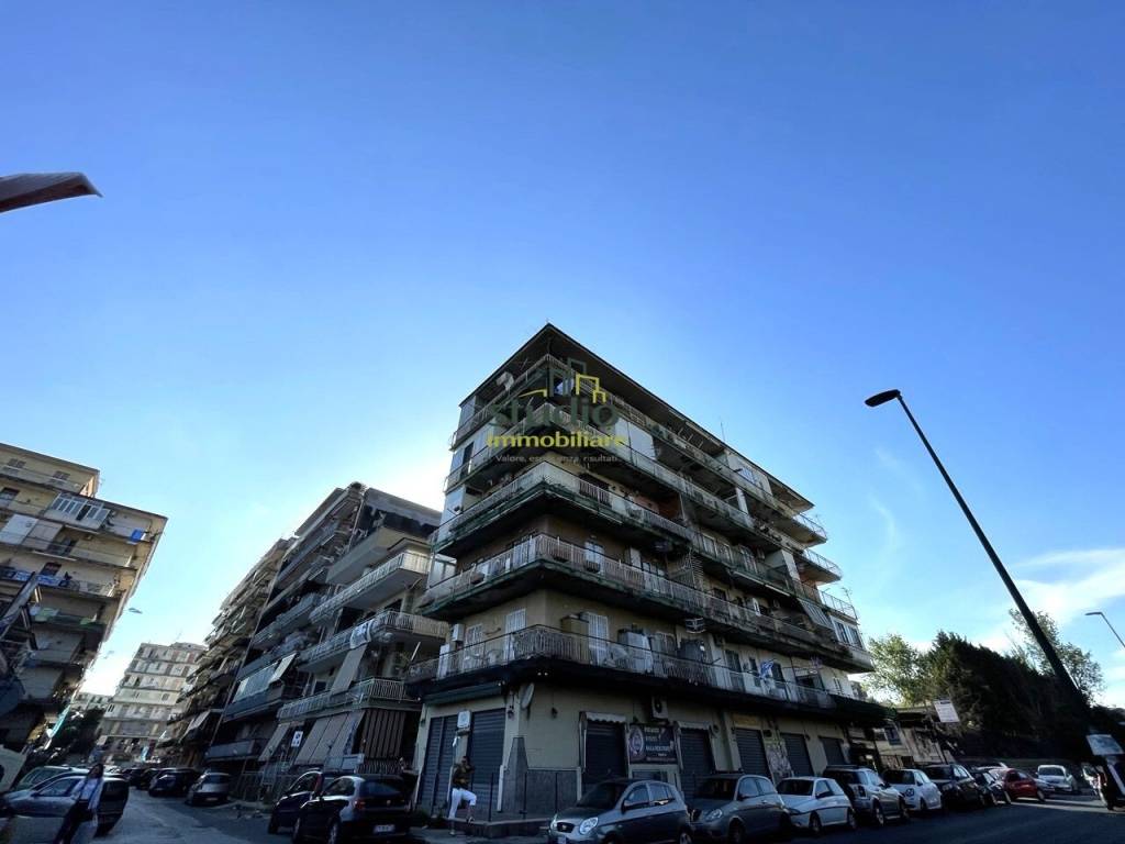 appartamento in vendita a Napoli in zona Pianura