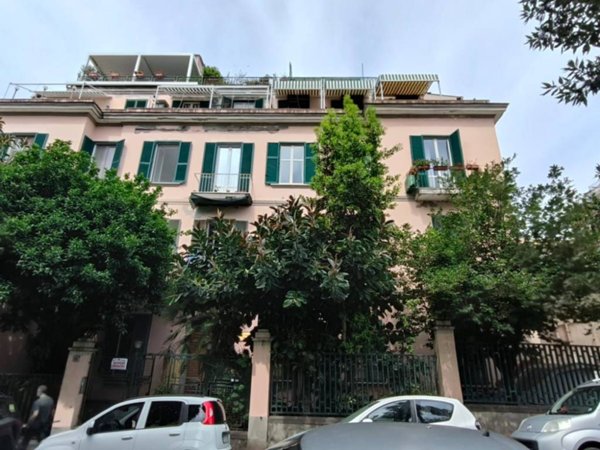 appartamento in vendita a Napoli in zona Bagnoli