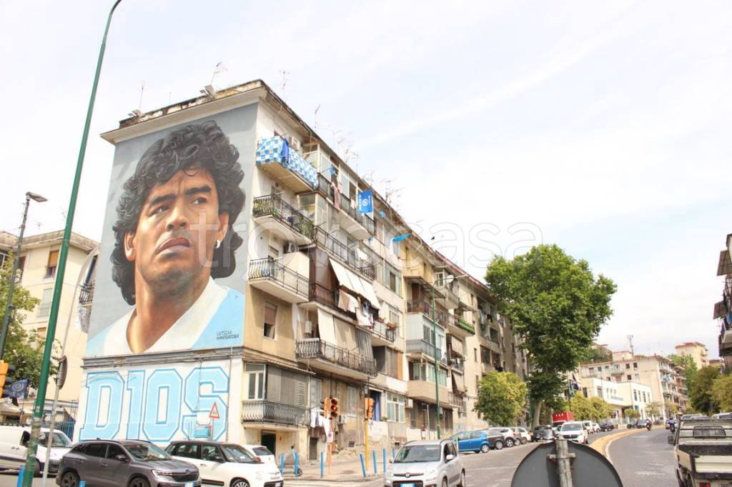 appartamento in vendita a Napoli in zona Mercato