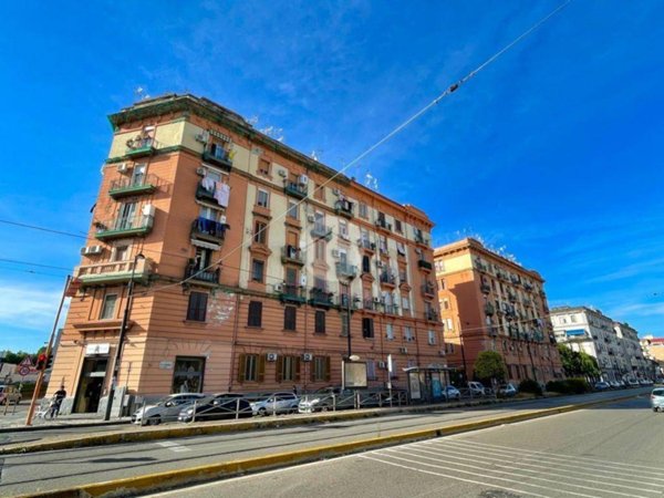 appartamento in vendita a Napoli in zona Zona Industriale-Ferrovia