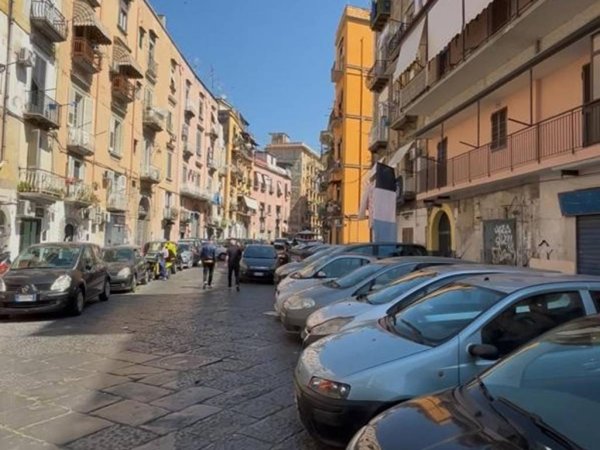 appartamento in vendita a Napoli in zona Mercato