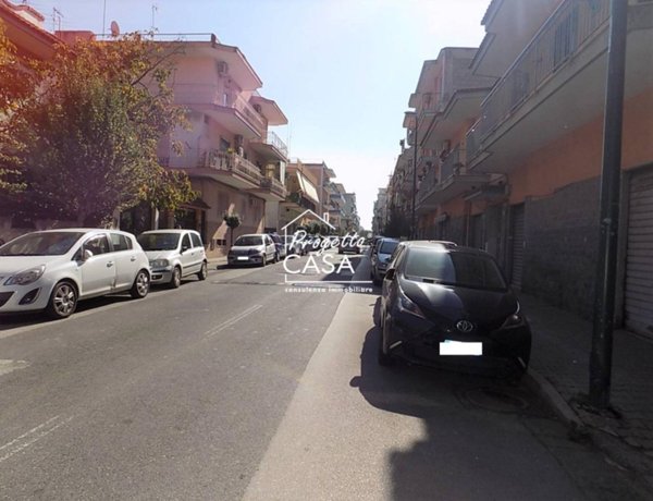 appartamento in vendita a Napoli in zona Barra
