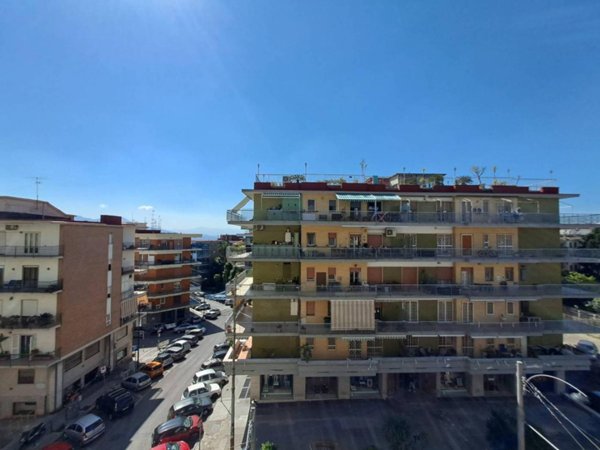 appartamento in vendita a Napoli in zona Capodimonte / Colli Aminei