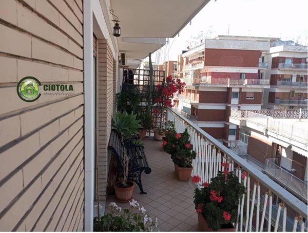 appartamento in vendita a Napoli in zona Bagnoli