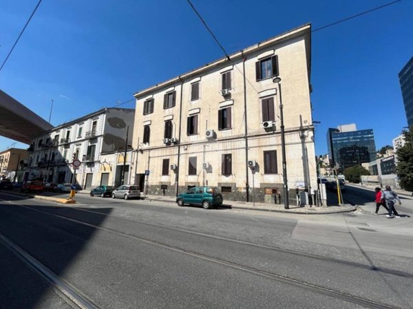 appartamento in vendita a Napoli in zona Poggioreale