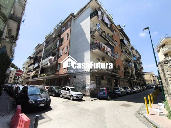 appartamento in vendita a Napoli in zona Secondigliano