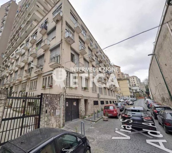 appartamento in vendita a Napoli in zona Arenella