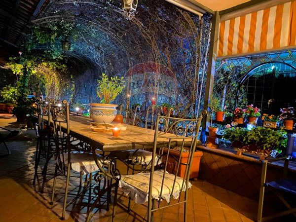 appartamento in vendita a Napoli in zona Capodimonte / Colli Aminei