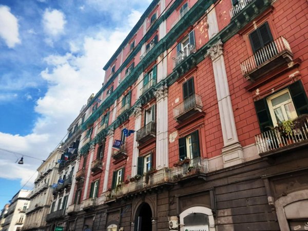 appartamento in vendita a Napoli in zona Vicaria