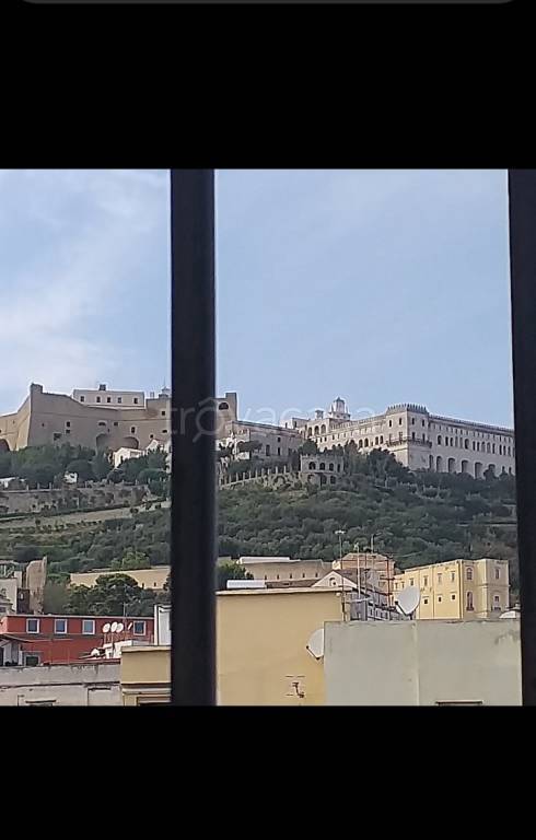 appartamento in vendita a Napoli in zona San Ferdinando